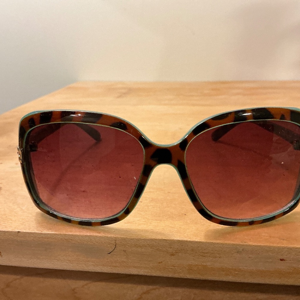 Rocawear Animal Print Turqoise jeweled sunglass frames